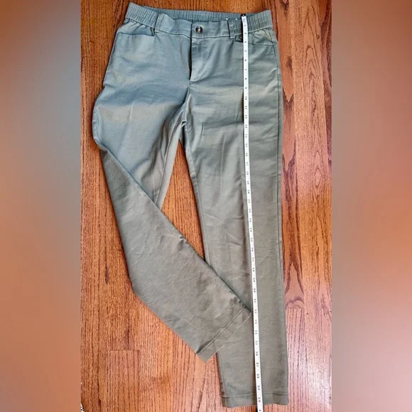 Wonderly Women's Elastic Waistband Straight Leg Pants - Picture 9 of 11